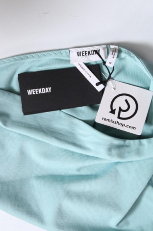 Γυναικείο αμάνικο μπλουζάκι Weekday, Μέγεθος M, Χρώμα Μπλέ, Τιμή 3,79 €