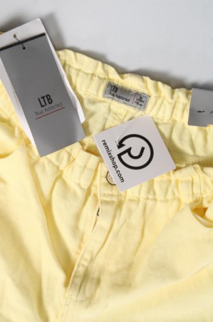 Detské krátke nohavice  Ltb, Veľkosť 15-18y/ 170-176 cm, Farba Žltá, Cena  5,05 €