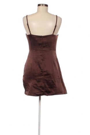 Φόρεμα Gina Tricot, Μέγεθος M, Χρώμα Καφέ, Τιμή 27,84 €