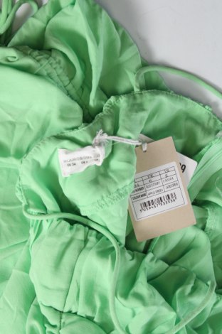 Kleid Glamorous, Größe XS, Farbe Grün, Preis 6,12 €