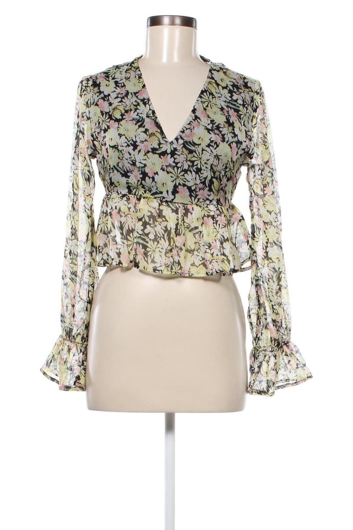 Damen Shirt Gina Tricot, Größe XXS, Farbe Mehrfarbig, Preis 2,68 €