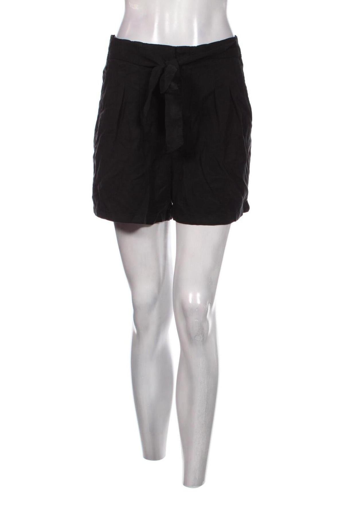 Γυναικείο κοντό παντελόνι Vero Moda, Μέγεθος M, Χρώμα Μαύρο, Τιμή 20,62 €