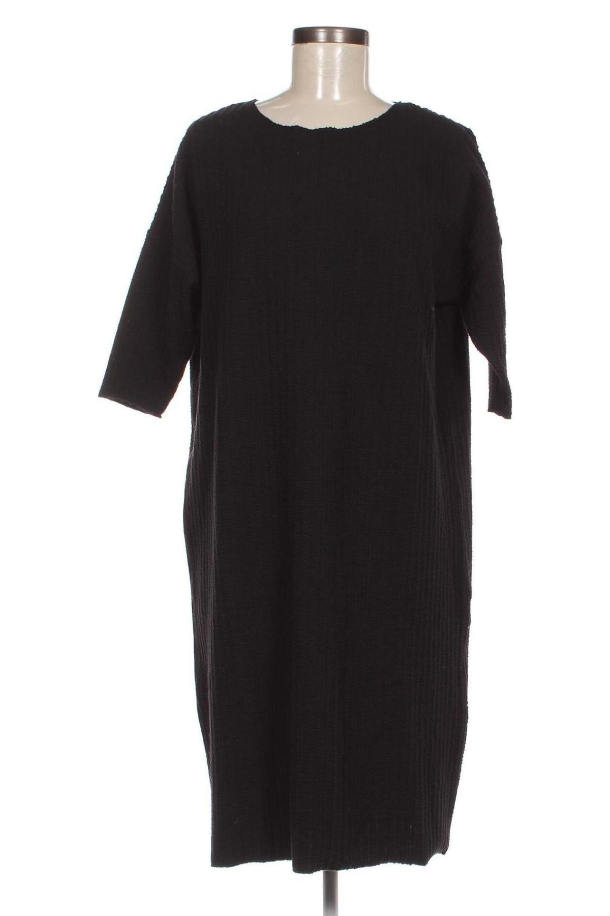 Kleid Lounge Nine, Größe S, Farbe Schwarz, Preis € 90,21