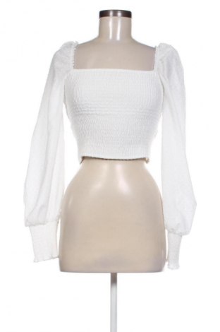 Damen Shirt Bershka, Größe L, Farbe Weiß, Preis 9,72 €