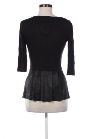 Damen Shirt Guess, Größe M, Farbe Schwarz, Preis 24,55 €