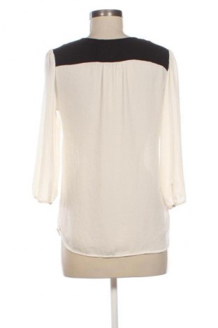 Dámská halenka H&M, Velikost M, Barva Krémová, Cena  309,00 Kč