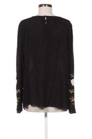 Dámská halenka H&M, Velikost XXL, Barva Vícebarevné, Cena  247,00 Kč