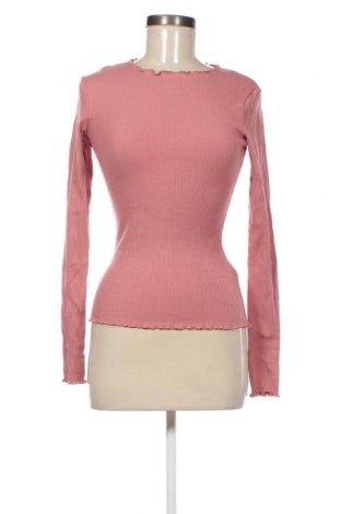 Damen Shirt NA-KD, Größe XS, Farbe Aschrosa, Preis 53,99 €