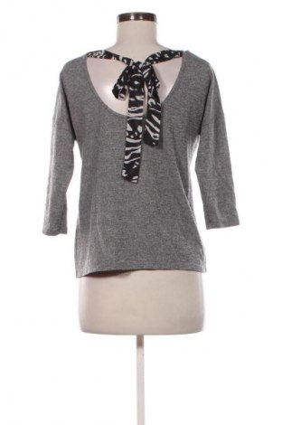 Damen Shirt ONLY, Größe XS, Farbe Grau, Preis 13,99 €