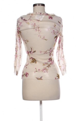 Damen Shirt Pull&Bear, Größe M, Farbe Mehrfarbig, Preis 9,72 €