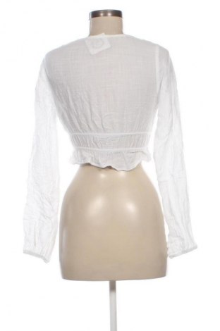 Damen Shirt Pull&Bear, Größe S, Farbe Weiß, Preis € 13,99