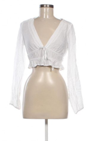 Damen Shirt Pull&Bear, Größe S, Farbe Weiß, Preis € 13,99