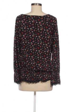 Damen Shirt Reserved, Größe M, Farbe Mehrfarbig, Preis 9,79 €