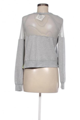 Damen Shirt Revamped, Größe L, Farbe Grau, Preis € 9,72