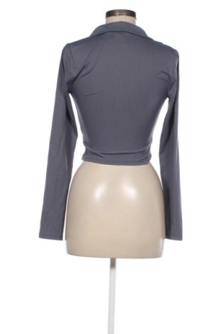 Damen Shirt Stradivarius, Größe S, Farbe Grau, Preis 9,74 €