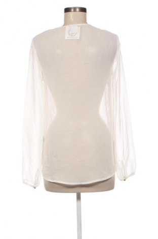 Damen Shirt Vero Moda, Größe M, Farbe Weiß, Preis 13,99 €