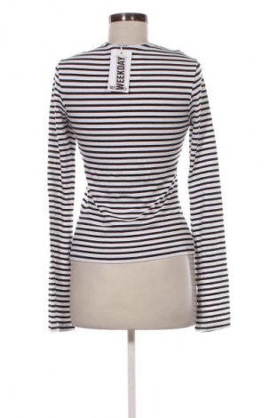 Damen Shirt Weekday, Größe M, Farbe Mehrfarbig, Preis 13,99 €