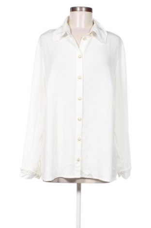 Дамска риза M. Collection, Размер XXL, Цвят Бял, Цена 25,99 лв.