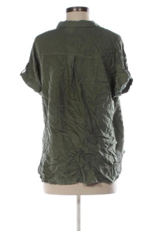 Дамска риза Vero Moda, Размер M, Цвят Зелен, Цена 46,99 лв.