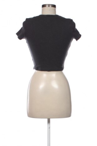 Damen T-Shirt Bershka, Größe M, Farbe Grau, Preis 8,70 €