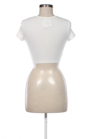 Γυναικείο t-shirt Bershka, Μέγεθος XS, Χρώμα Λευκό, Τιμή 8,68 €