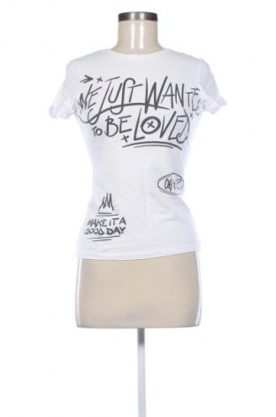 Γυναικείο t-shirt Terranova, Μέγεθος S, Χρώμα Λευκό, Τιμή 8,69 €
