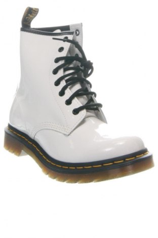 Γυναικεία μποτάκια Dr. Martens, Μέγεθος 40, Χρώμα Λευκό, Τιμή 199,99 €