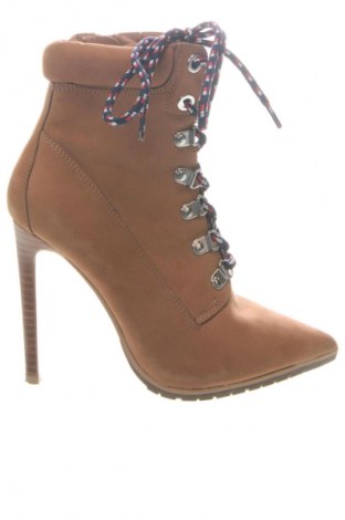 Botine de damă Steve Madden, Mărime 37, Culoare Maro, Preț 306,99 Lei