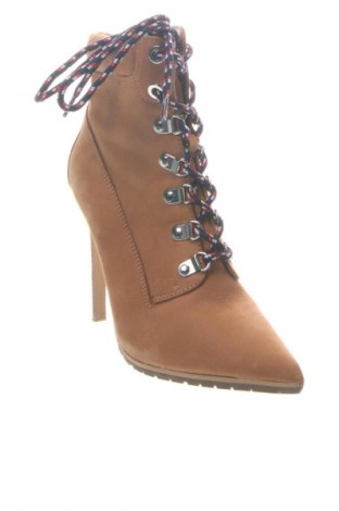 Botine de damă Steve Madden, Mărime 37, Culoare Maro, Preț 306,99 Lei