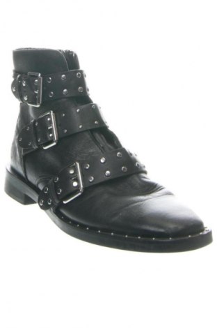Damen Stiefeletten Stradivarius, Größe 37, Farbe Schwarz, Preis 40,00 €