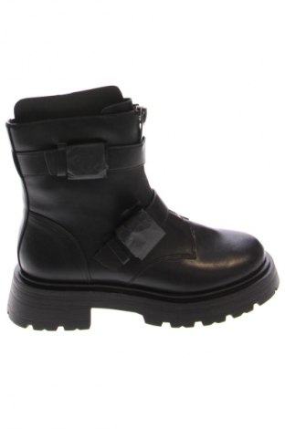 Botine de damă Tamaris, Mărime 40, Culoare Negru, Preț 388,99 Lei