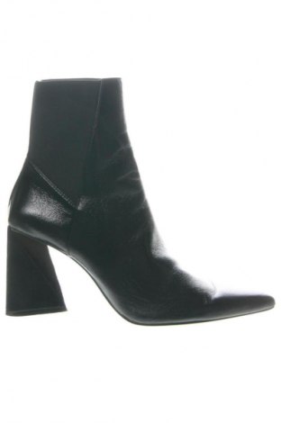 Damen Stiefeletten Zara, Größe 38, Farbe Schwarz, Preis 30,69 €