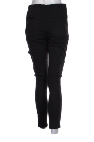 Damen Jeans Beloved, Größe M, Farbe Schwarz, Preis 14,91 €