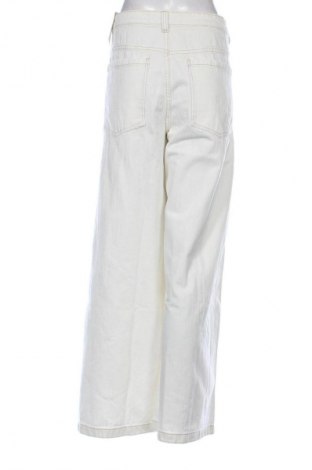 Női farmernadrág Bershka, Méret XL, Szín Fehér, Ár 10 049 Ft