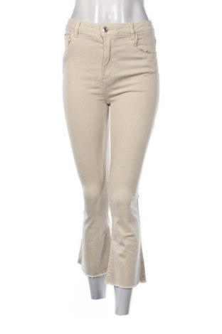 Damen Jeans Bershka, Größe M, Farbe Beige, Preis 15,99 €