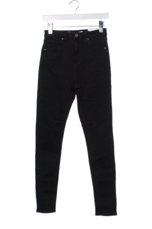 Blugi de femei Bershka, Mărime S, Culoare Negru, Preț 123,47 Lei