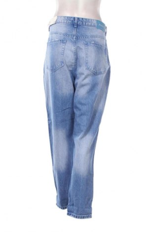 Dámské džíny  Bershka, Velikost L, Barva Modrá, Cena  582,00 Kč