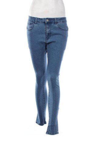 Damen Jeans Bershka, Größe M, Farbe Blau, Preis 14,83 €
