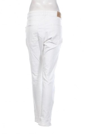 Damen Jeans Calliope, Größe L, Farbe Weiß, Preis 14,83 €