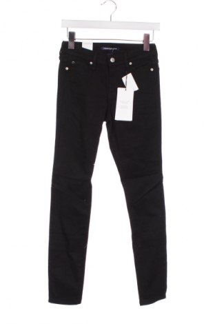 Γυναικείο Τζίν Calvin Klein Jeans, Μέγεθος XS, Χρώμα Μαύρο, Τιμή 99,99 €