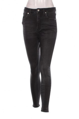 Damskie jeansy Calvin Klein Jeans, Rozmiar L, Kolor Szary, Cena 222,99 zł