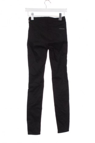 Дамски дънки Calvin Klein Jeans, Размер XXS, Цвят Черен, Цена 68,99 лв.
