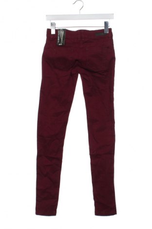 Blugi de femei Clockhouse, Mărime XS, Culoare Roșu, Preț 158,99 Lei