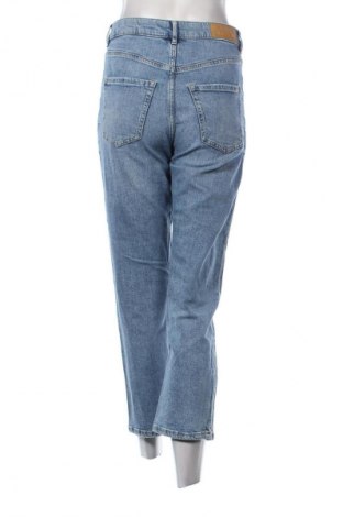 Дамски дънки Edc By Esprit, Размер M, Цвят Син, Цена 40,89 лв.