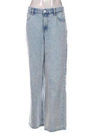 Blugi de femei Edited, Mărime M, Culoare Albastru, Preț 258,99 Lei