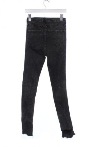 Дамски дънки Forever 21, Размер XS, Цвят Сив, Цена 34,00 лв.