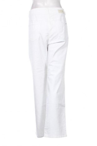 Дамски дънки Gerry Weber, Размер XXL, Цвят Бял, Цена 90,60 лв.
