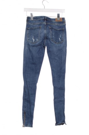 Дамски дънки Gina Tricot, Размер XS, Цвят Син, Цена 34,99 лв.
