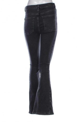 Blugi de femei Gina Tricot, Mărime S, Culoare Gri, Preț 117,99 Lei