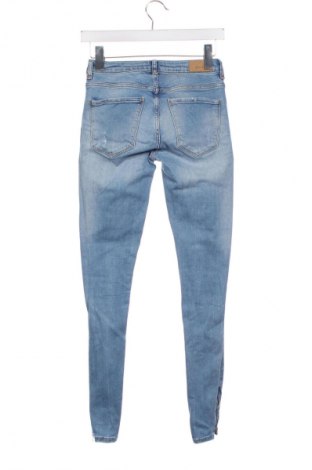 Dámske džínsy  Gina Tricot, Veľkosť S, Farba Modrá, Cena  17,39 €